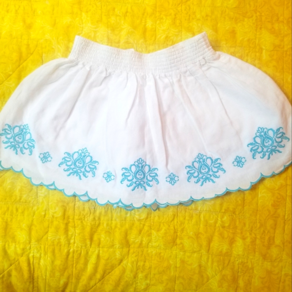 Janie and Jack linen skirt size 3 (like new)